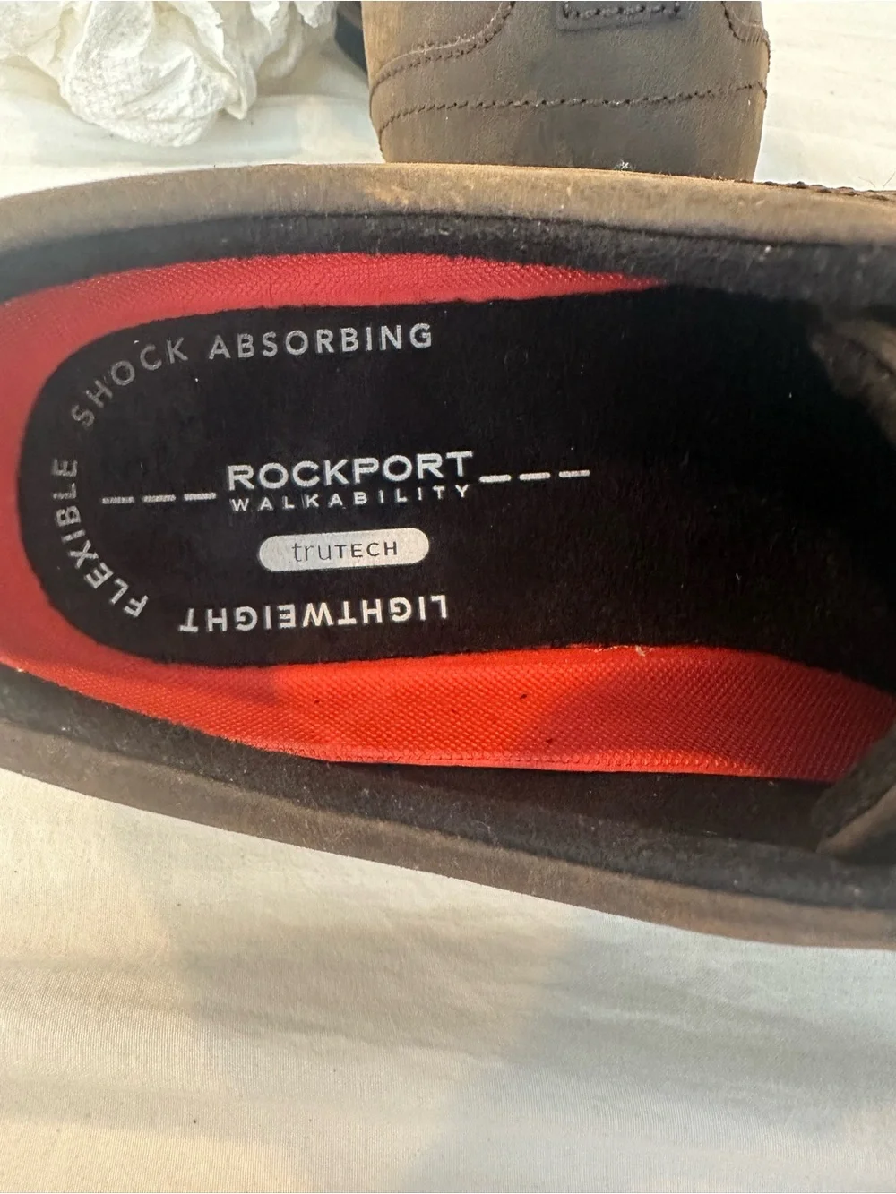 Rockport Men's Brown Nubuck Shoe with Trutech Cushioning Size 9.5
